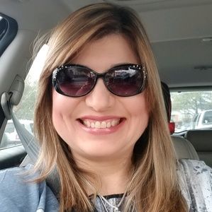 Meet your Posher, Luisa